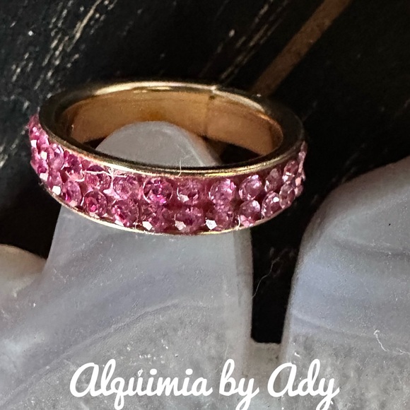 Alquimia Jewelry - Gold hot pink crystal infinity ring band